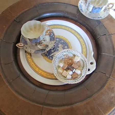 Château De La Roche Martel *