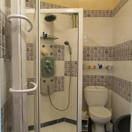 Bed & Breakfast Chateau De La Roche Martel *