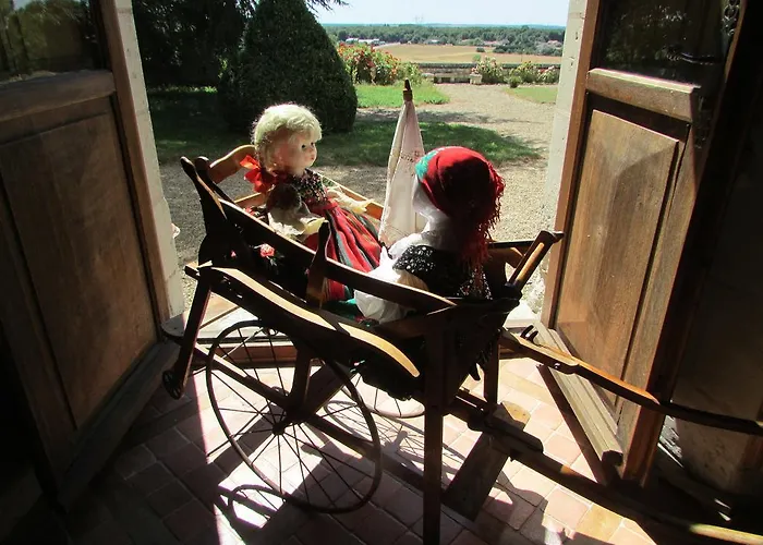 Chateau De La Roche Martel Frühstückspension